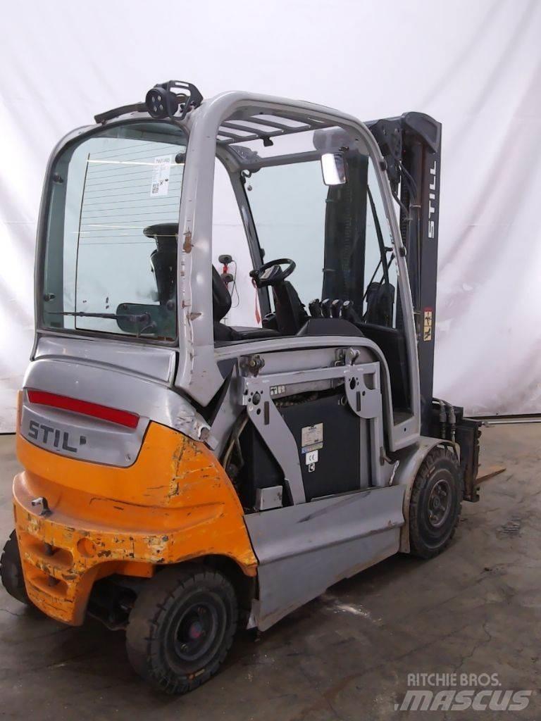 Still RX60-25 Stivuitor electric
