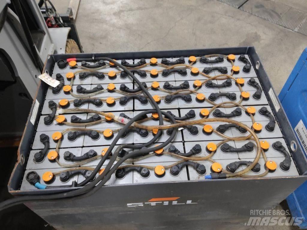 Still RX60-25 Stivuitor electric