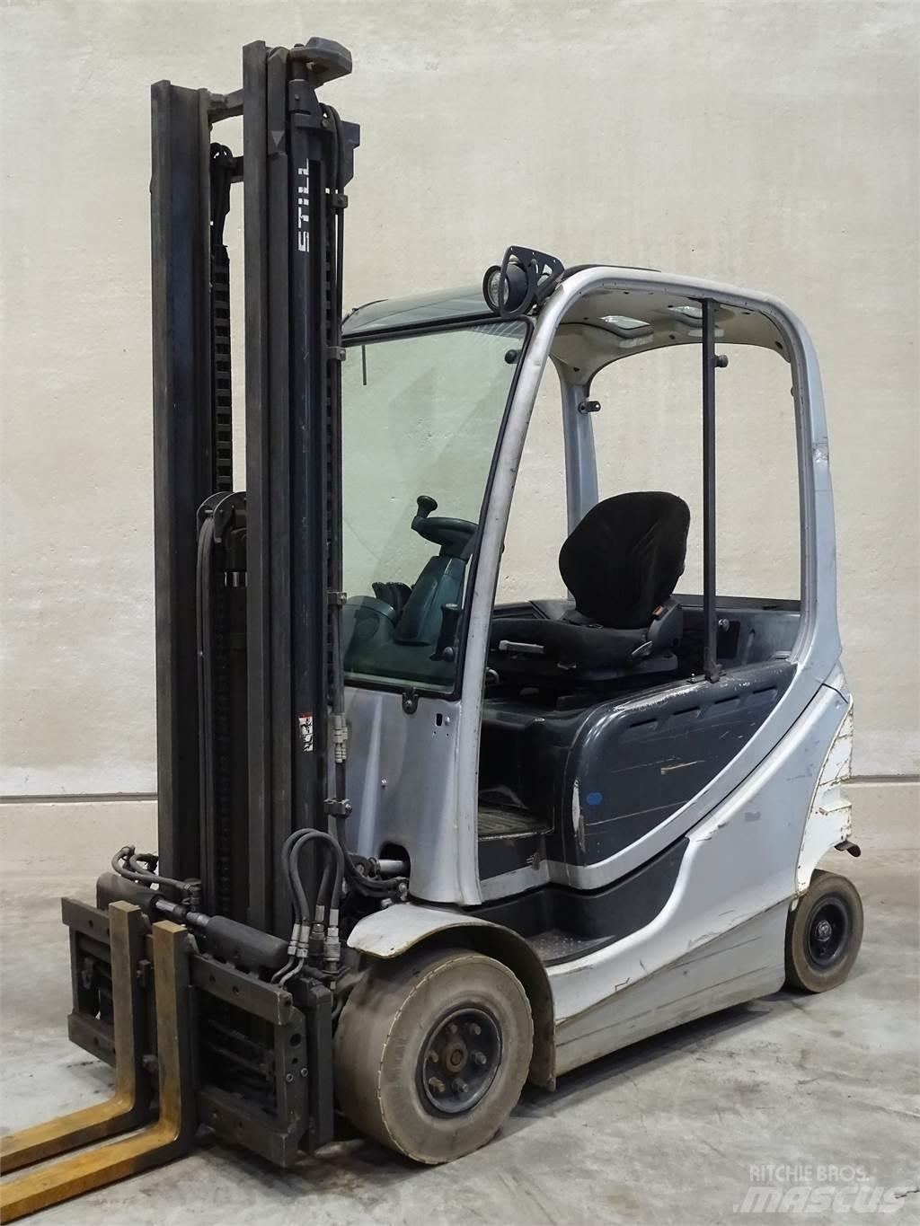 Still RX60-25 Stivuitor electric