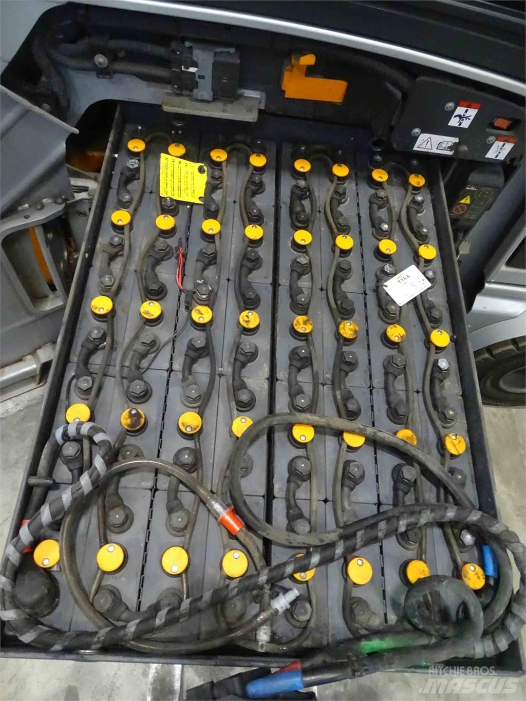 Still RX60-25 Stivuitor electric