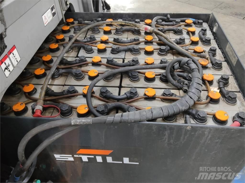 Still RX60-25 Stivuitor electric