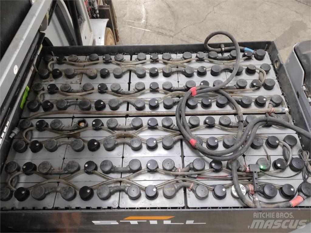 Still RX60-25 Stivuitor electric