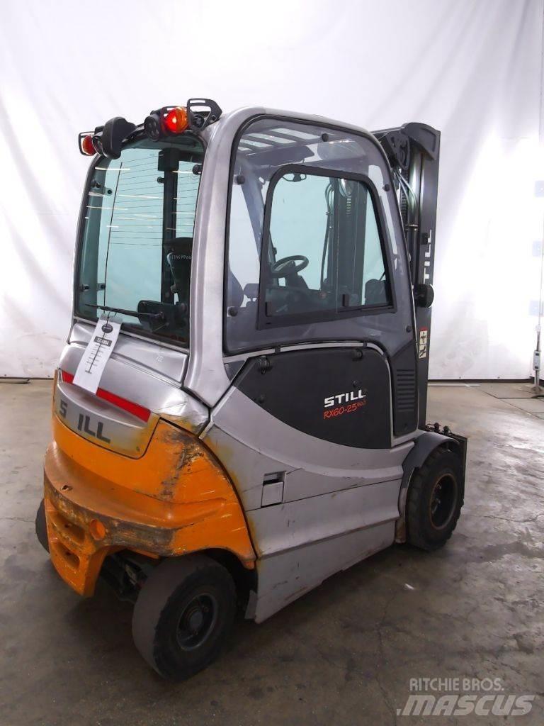 Still RX60-25/600 Stivuitor electric