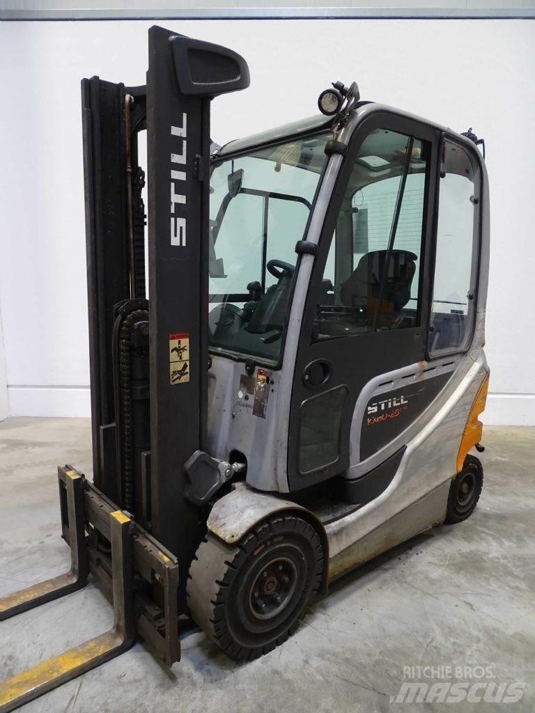 Still RX60-25/600 Stivuitor electric