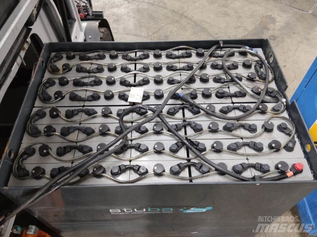 Still RX60-25/600 Stivuitor electric