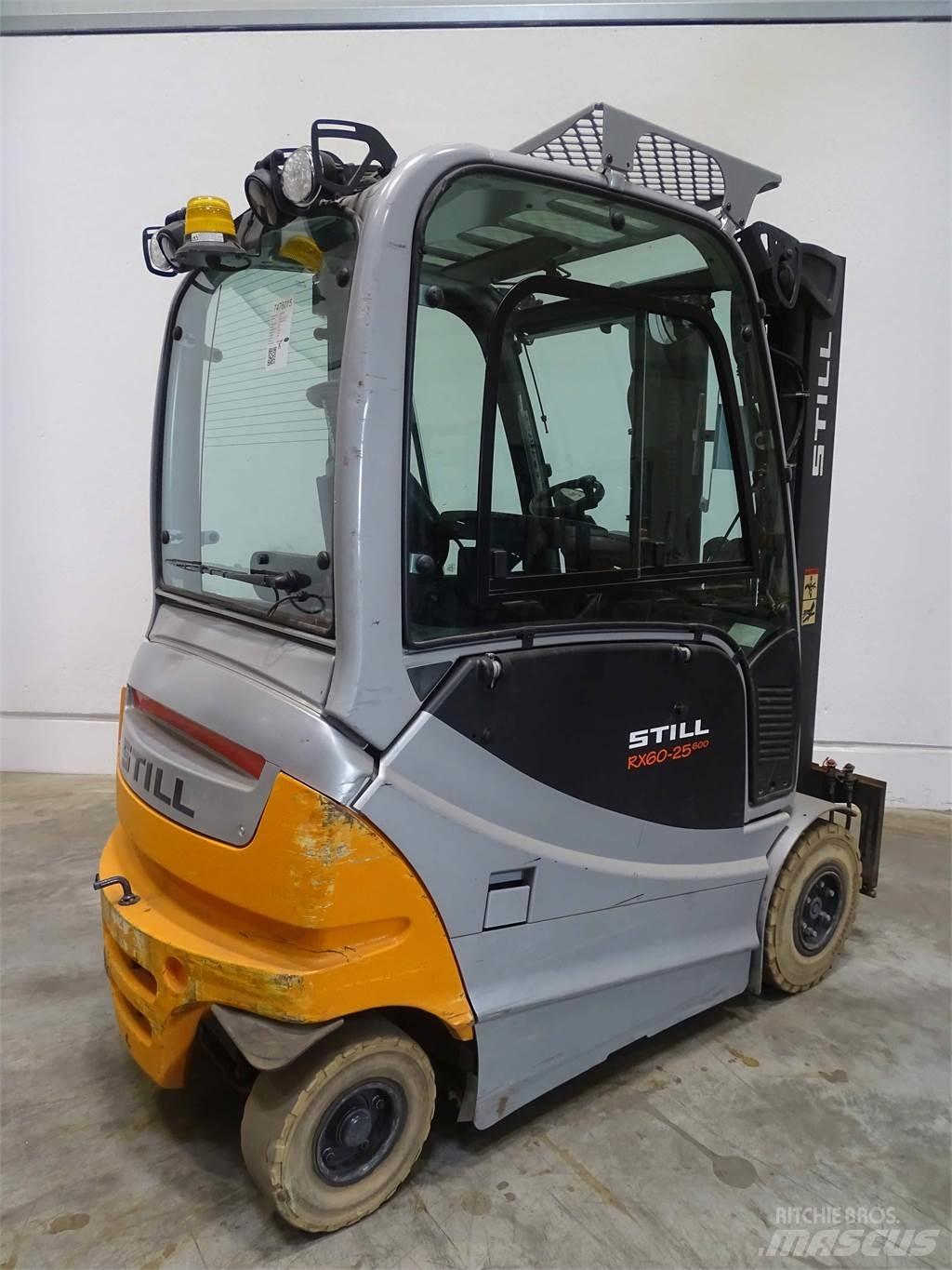 Still RX60-25/600 Stivuitor electric