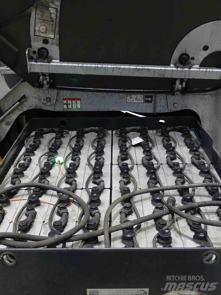 Still RX60-25L Stivuitor electric