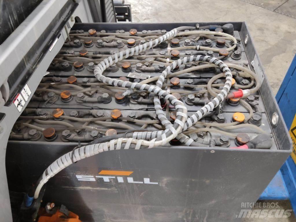 Still RX60-30 Stivuitor electric