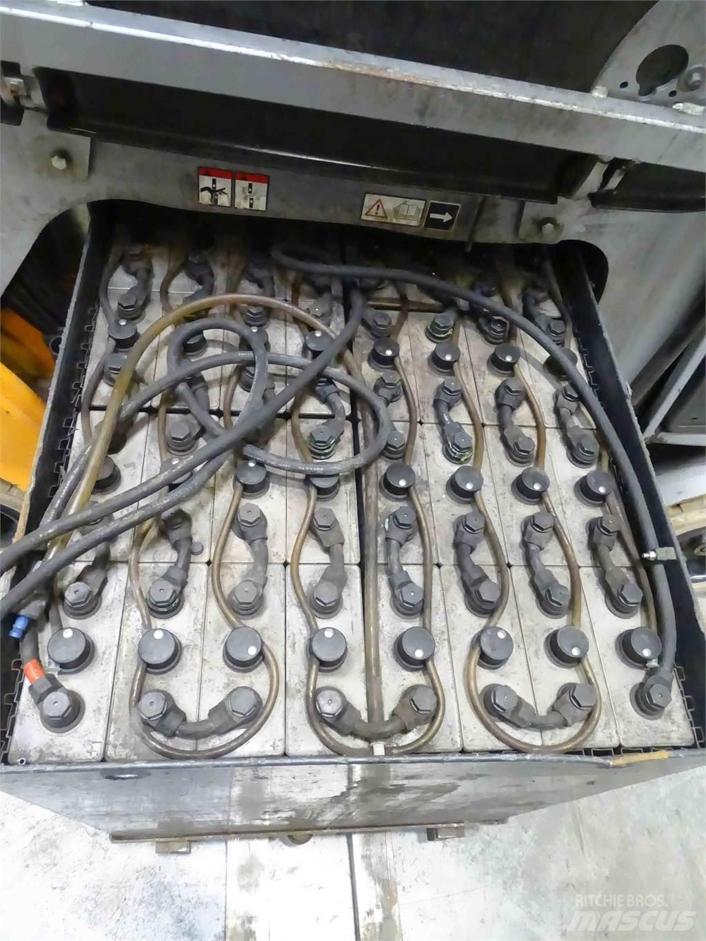 Still RX60-30 Stivuitor electric