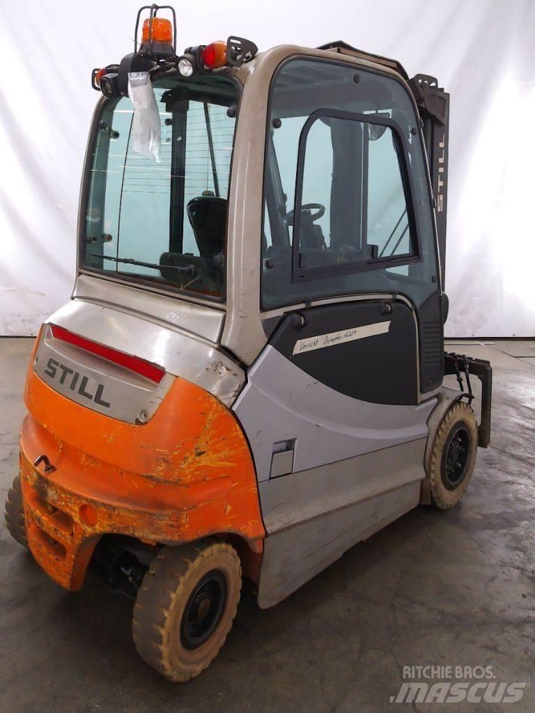 Still RX60-30L Stivuitor electric