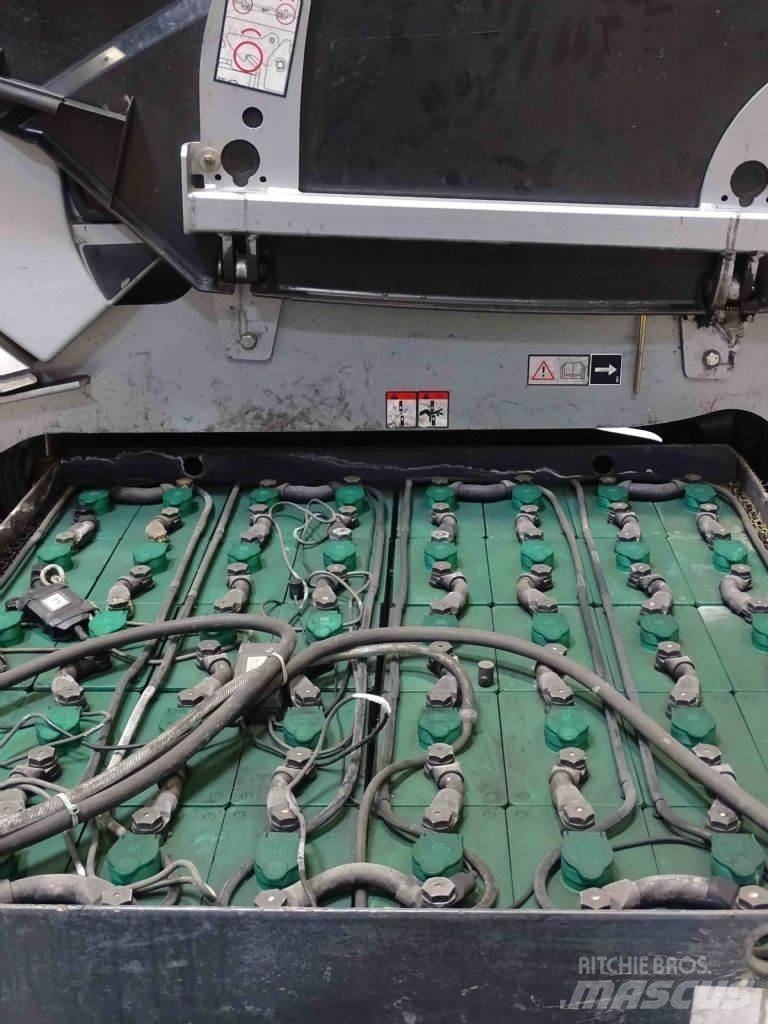 Still RX60-40 Stivuitor electric