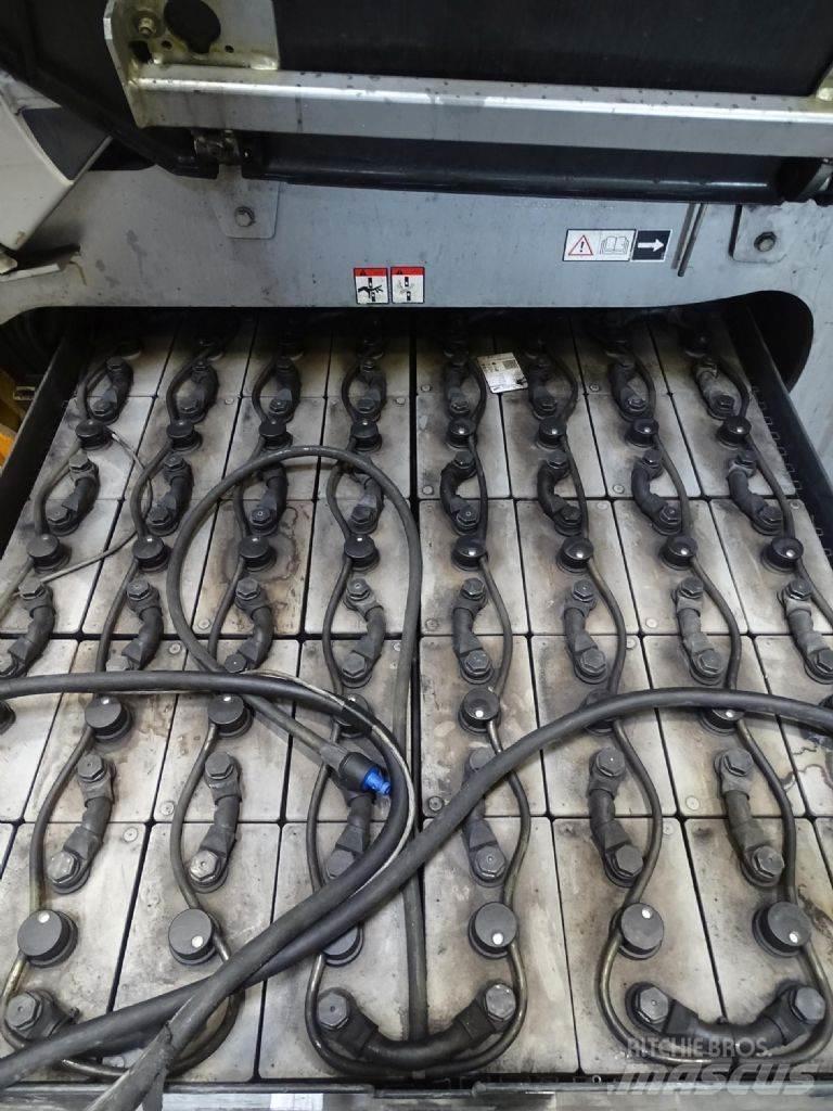 Still RX60-40 Stivuitor electric
