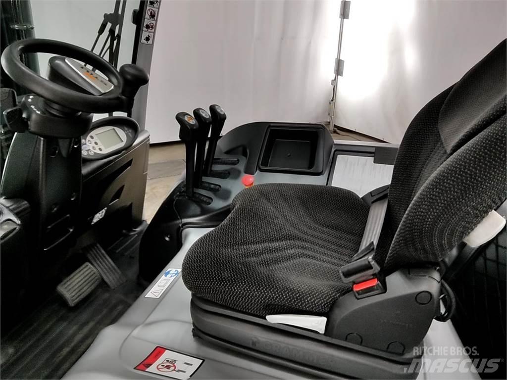 Still RX60-50/600 Stivuitor electric