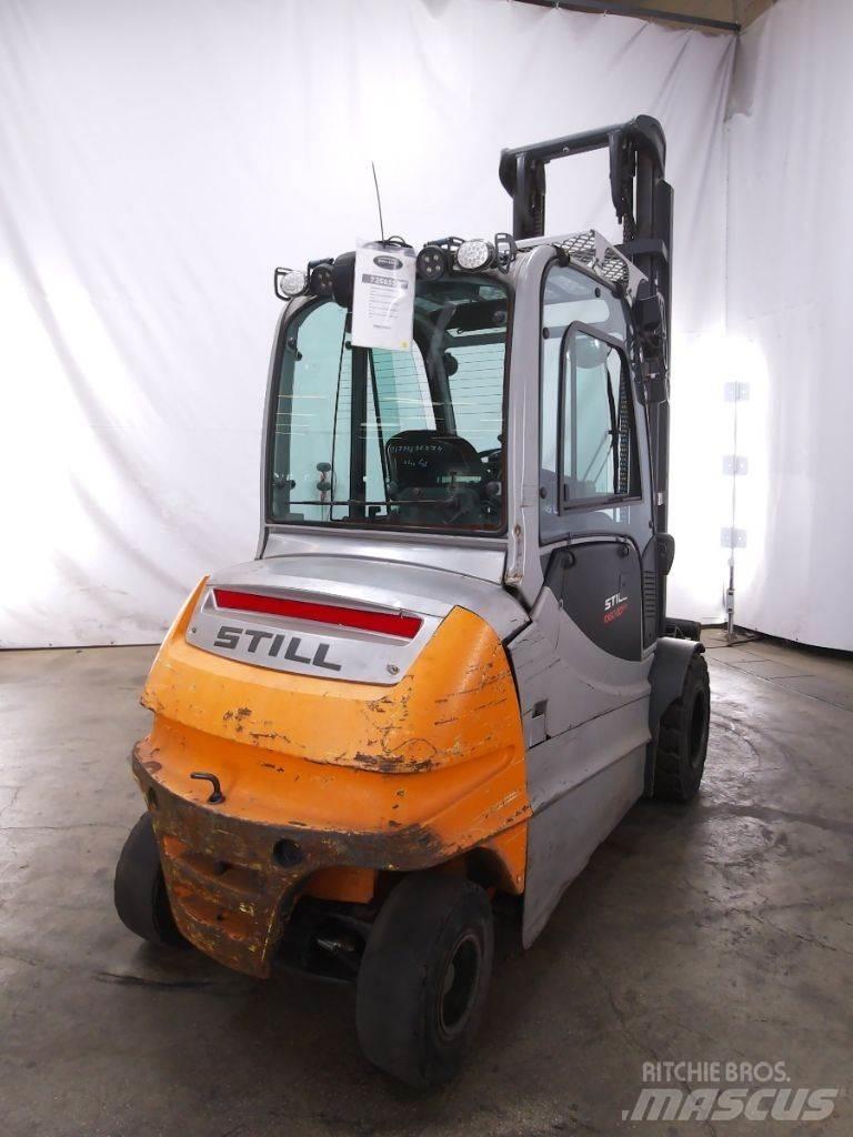 Still RX60-50/600 Stivuitor electric