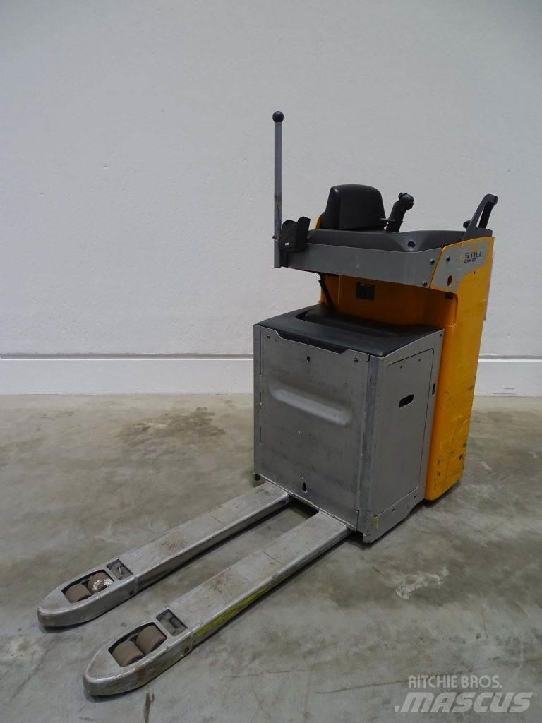 Still SXH20 Transpaleta manuala