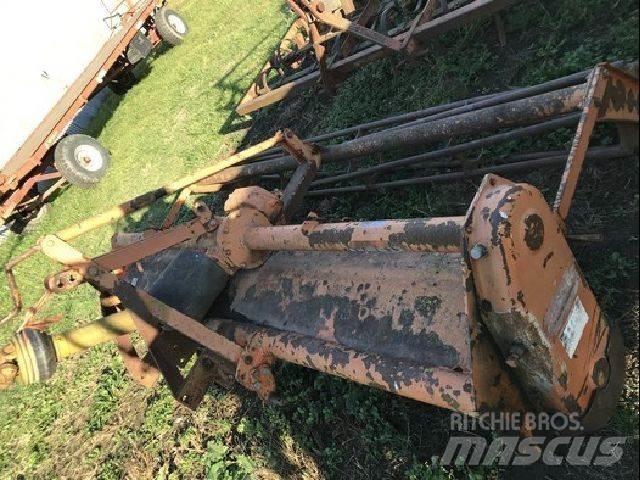 Howard HR3M Cultivatoare