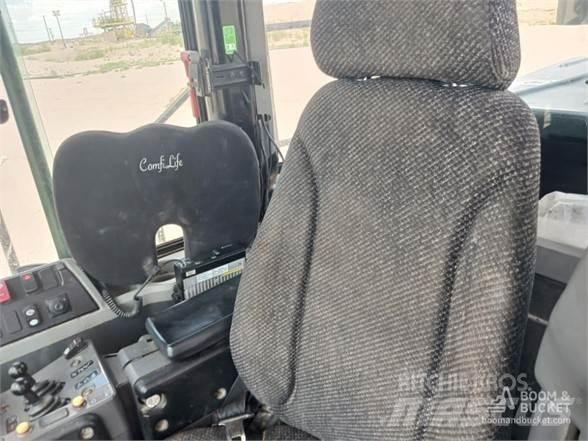 CAT 982M Incarcator pe pneuri