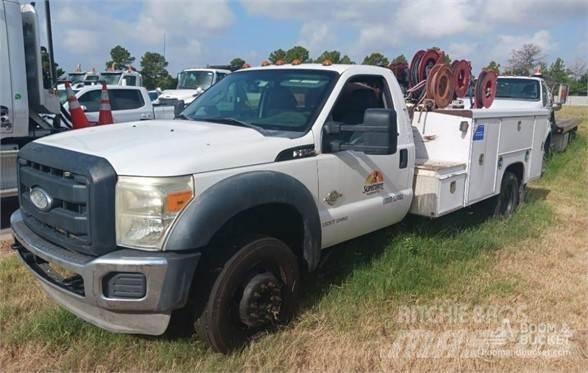 Ford F550 Municipal/vehicul cu uz general