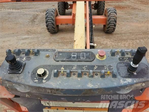 JLG 400S Nacele cu brat telescopic