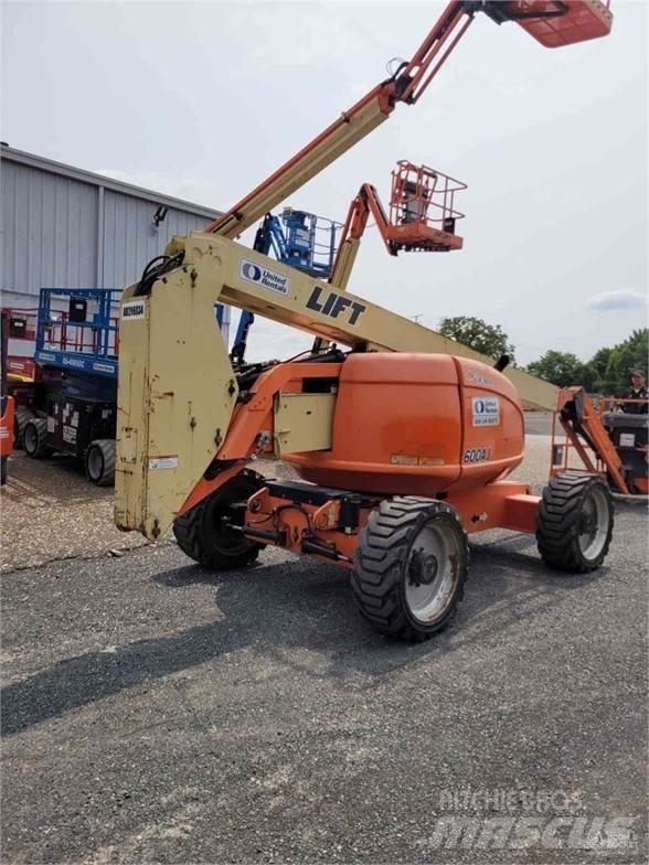 JLG 600AJ Nacele cu brat articulat