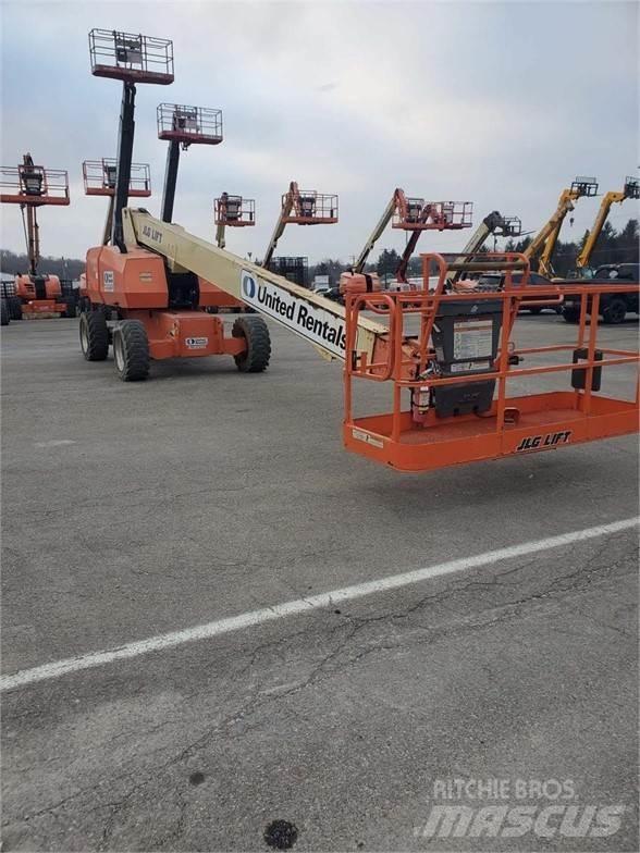 JLG 800S Nacele cu brat telescopic