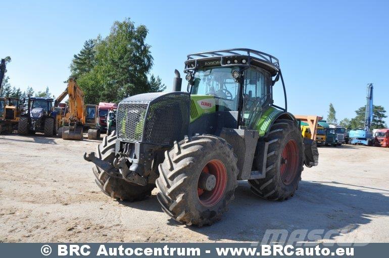 CLAAS Axion 870 Tractoare