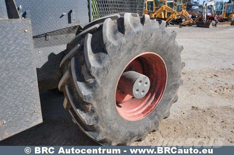 CLAAS Axion 870 Tractoare