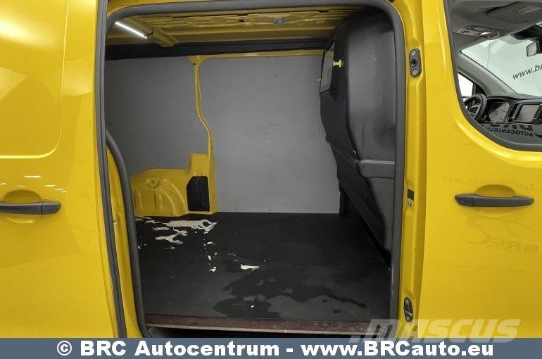 Opel Vivaro Autoutilitara transoprt marfuri