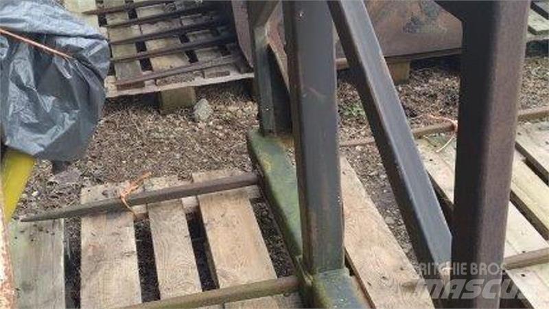  Ålø Accesorii încarcatoare frontale