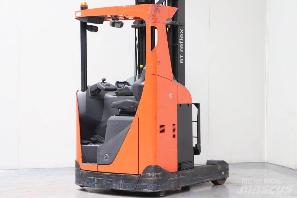 BT RRE160C Stivuitor cu catarg retractabil