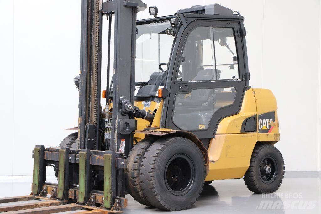 CAT DP40NT Stivuitor diesel