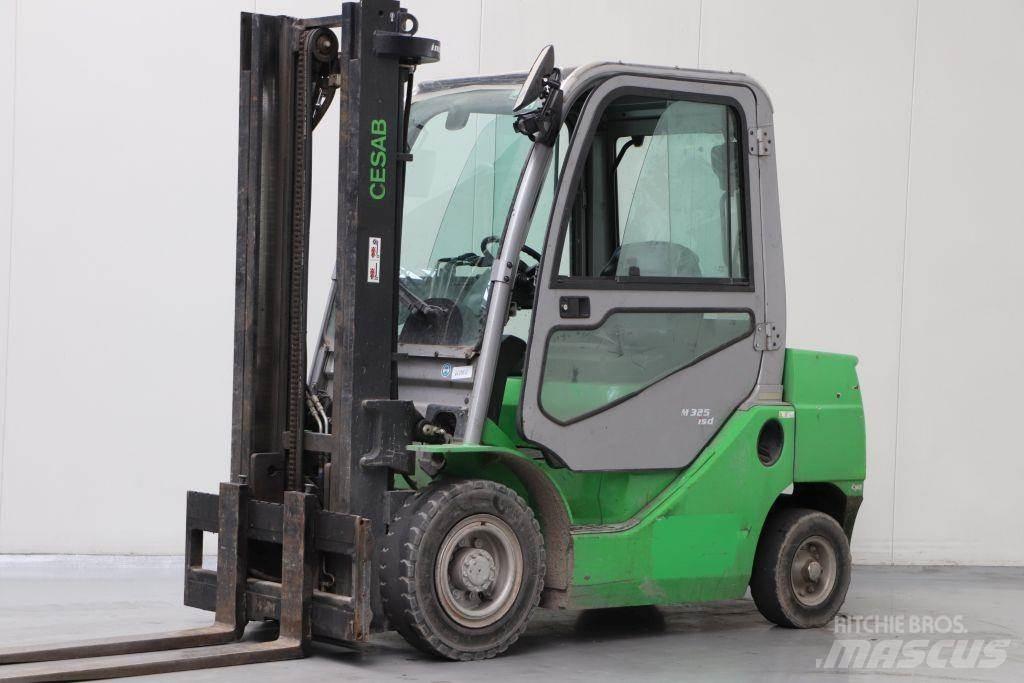 Cesab M325D Stivuitor diesel