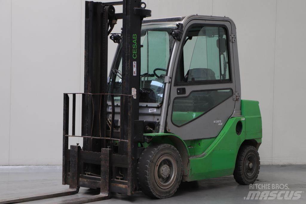 Cesab M325D Stivuitor diesel