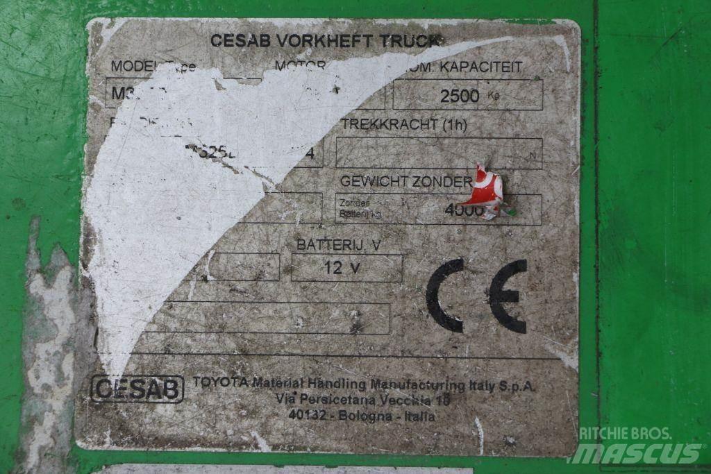Cesab M325D Stivuitor diesel