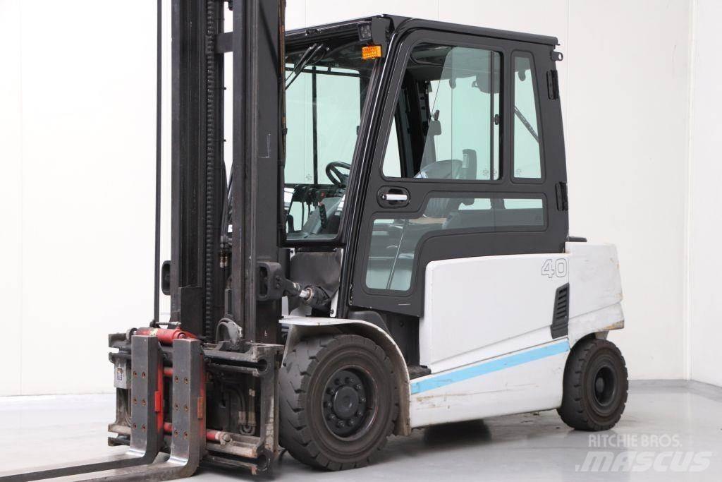 Hyundai 40B-9 Stivuitor electric