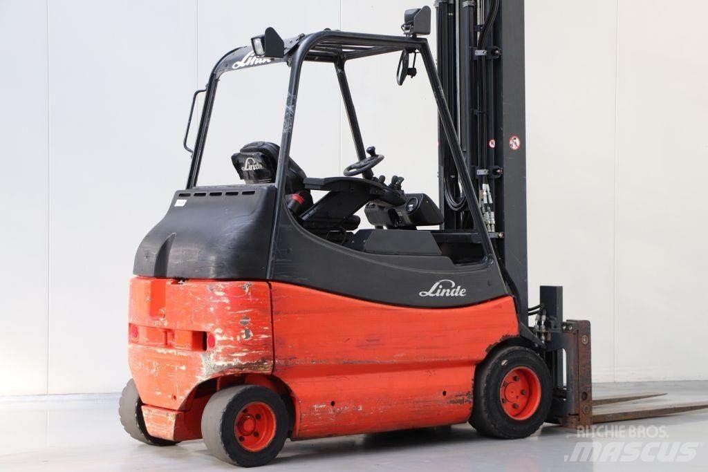 Linde E30-02/600 Stivuitor electric