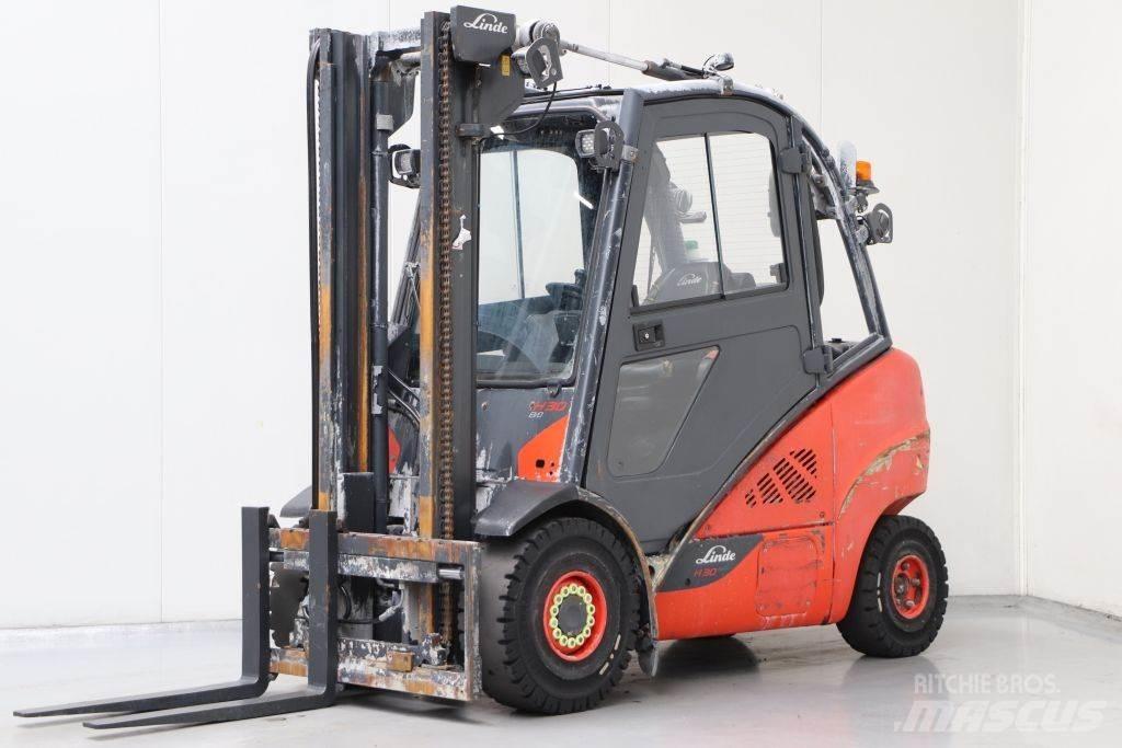 Linde H30D-02 Stivuitor diesel
