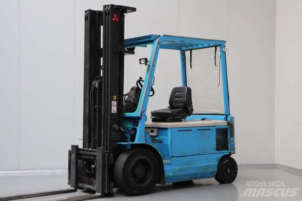 Mitsubishi FBP30 Stivuitor electric