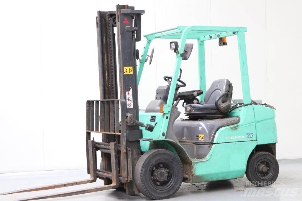 Mitsubishi FG25NT Stivuitor GPL