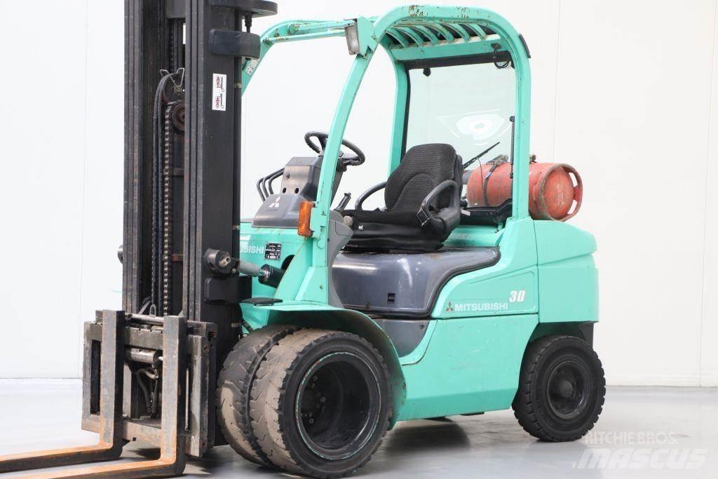Mitsubishi FG30N Stivuitor GPL