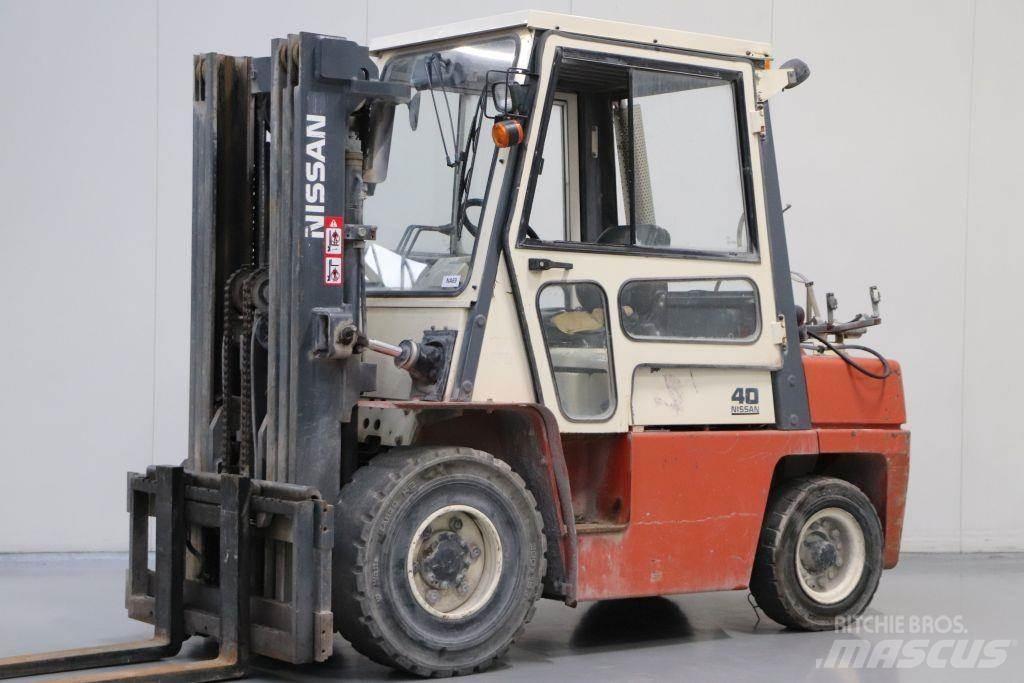 Nissan BF03A35U Stivuitor GPL