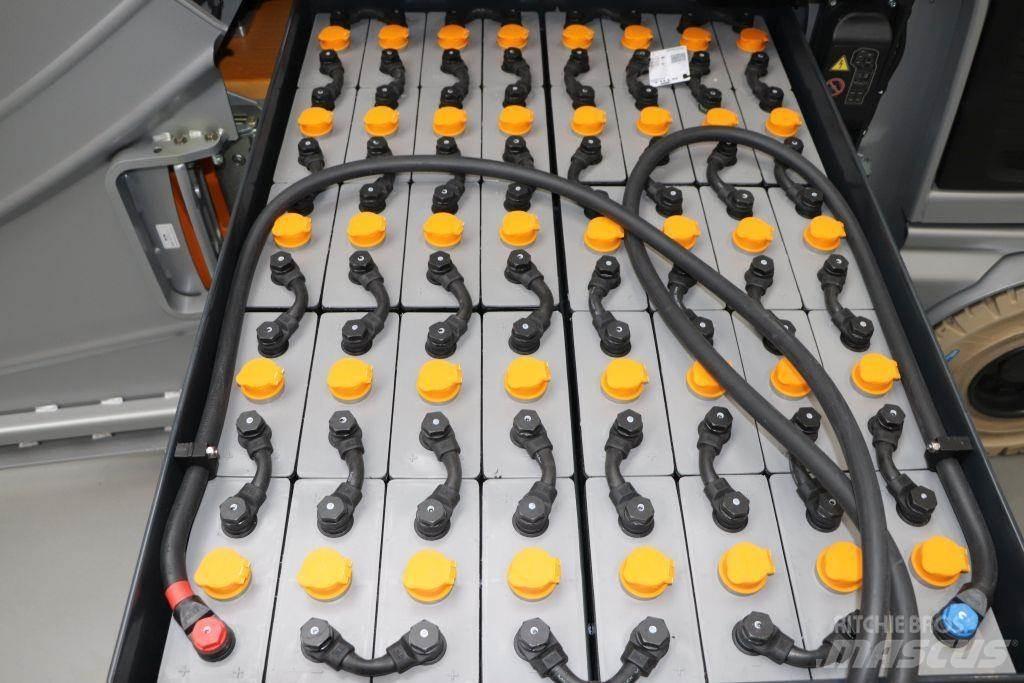 Still RX60-25 Stivuitor electric