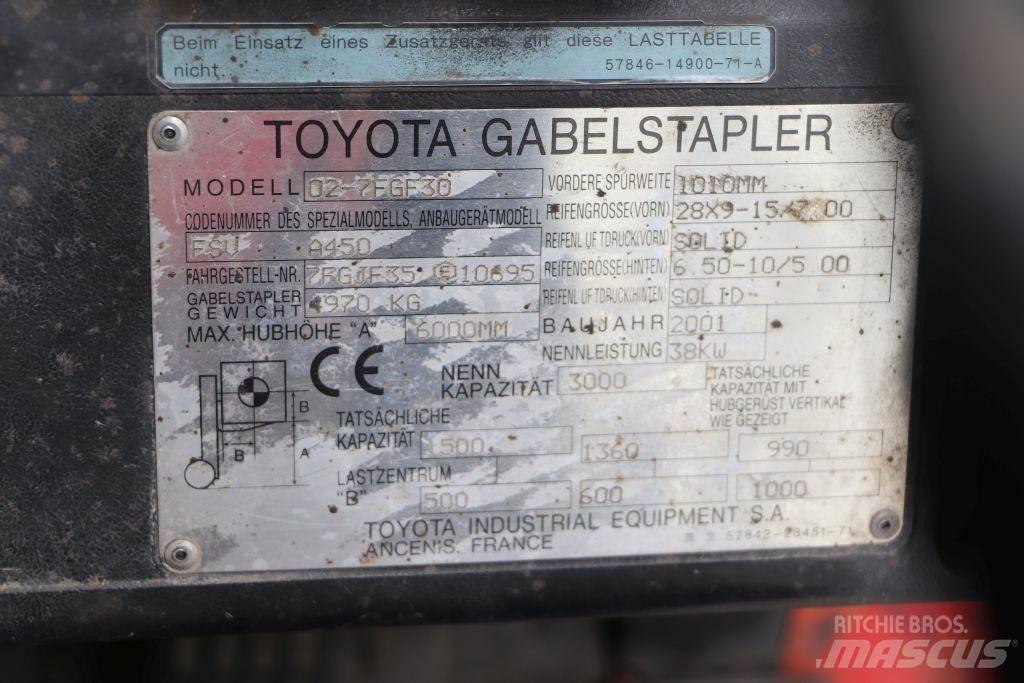 Toyota 02-7FGF30 Stivuitor GPL
