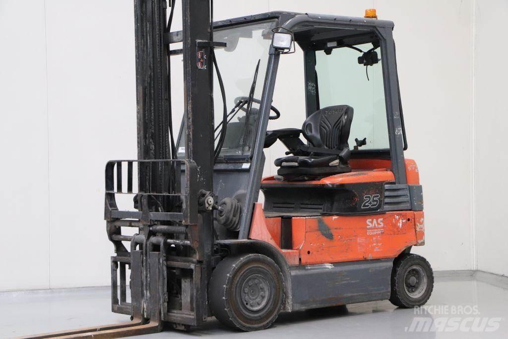 Toyota 7FBMF25 Stivuitor electric