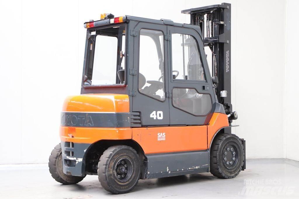 Toyota 7FBMF40 Stivuitor electric