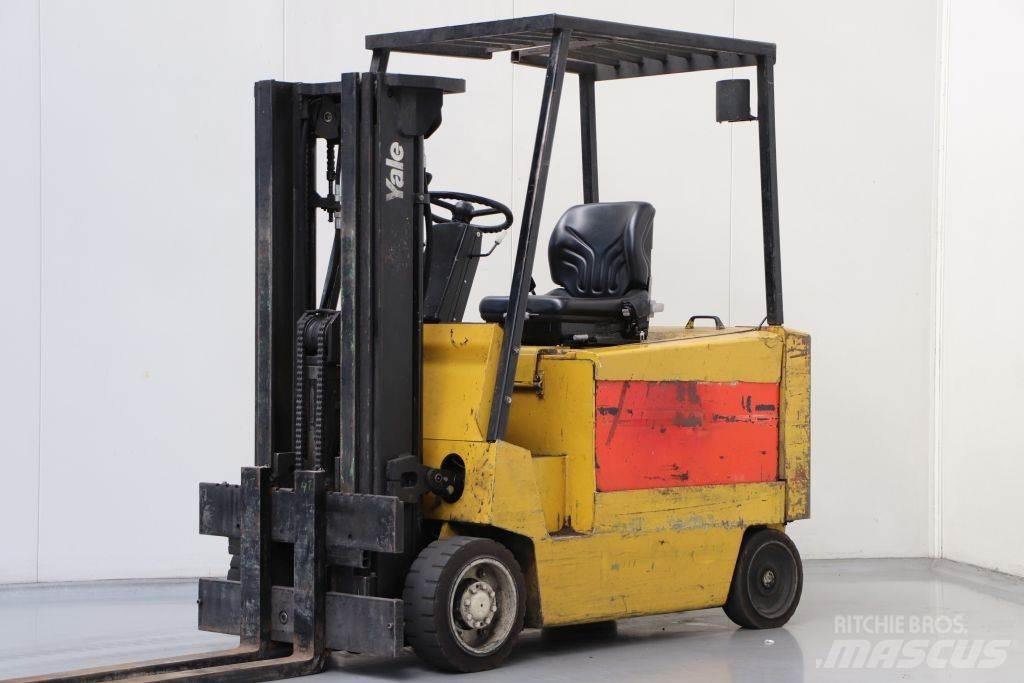 Yale ERC30AGS Stivuitor electric