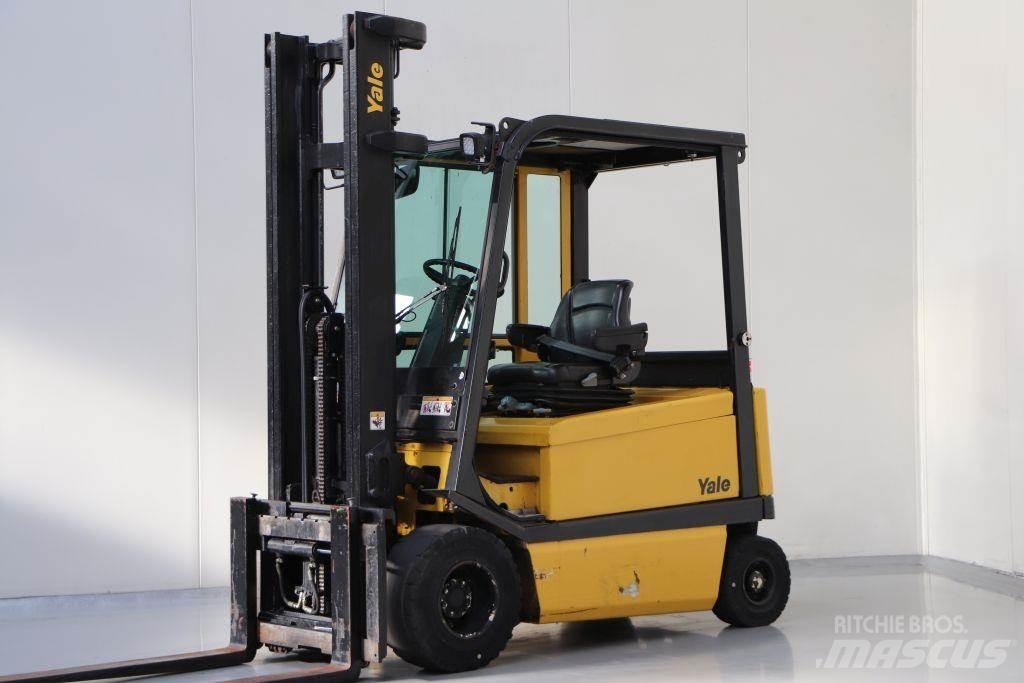 Yale ERP30ALF Stivuitor electric