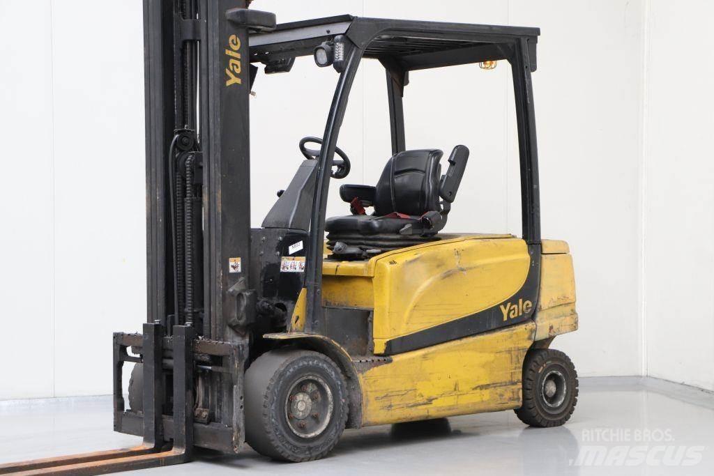 Yale ERP35VL Stivuitor electric