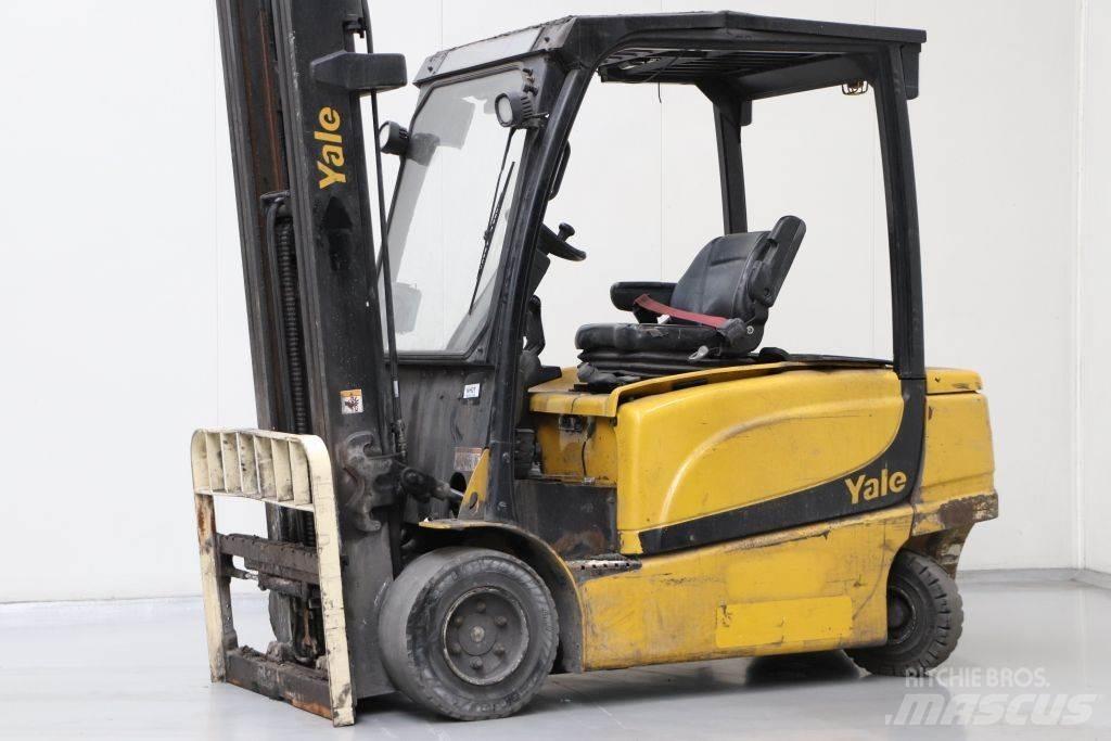 Yale ERP35VL Stivuitor electric