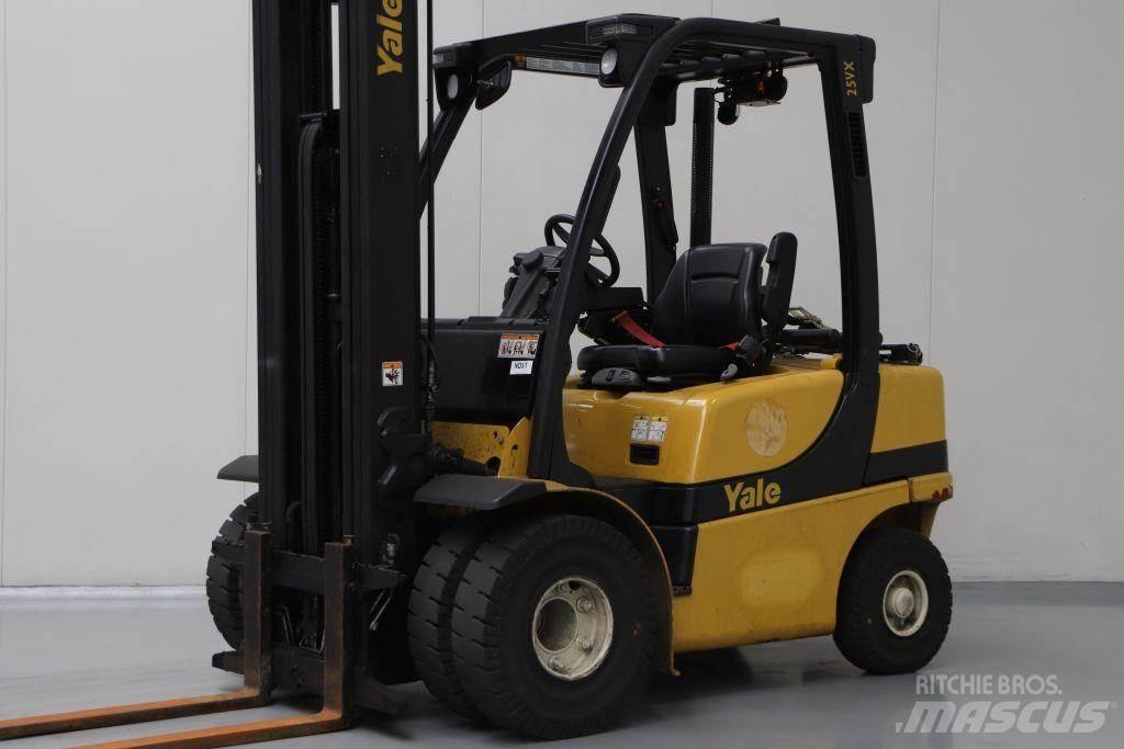 Yale GLP25VX Stivuitor GPL